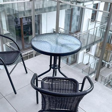 Comfortable 1-Room Apartment Close To The Center Warschau Exterior foto